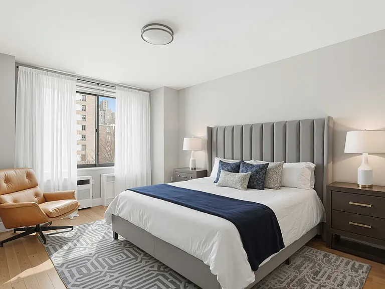 792 Columbus Ave #7P — Photo 19