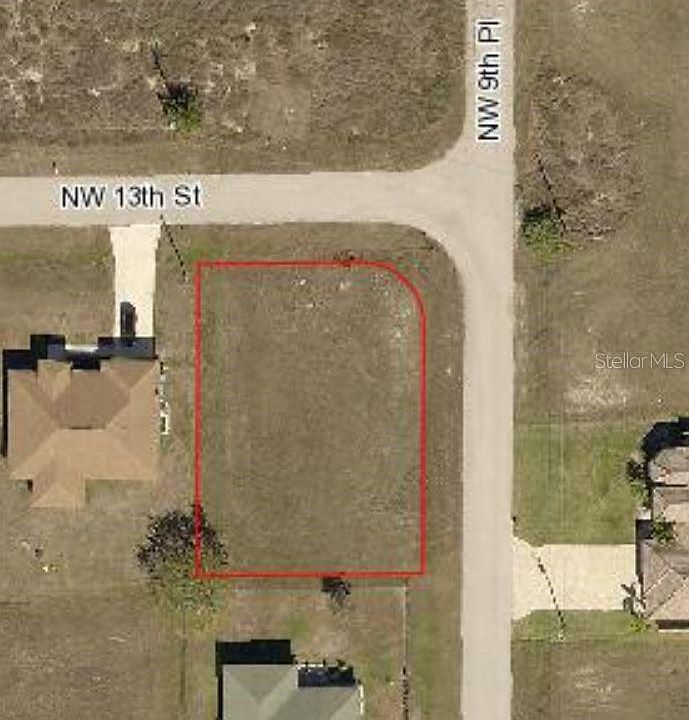 1st image of 914 NW 13th St