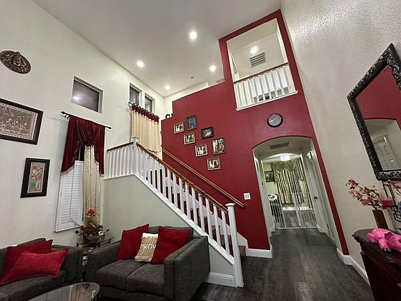 Staircase to II floor