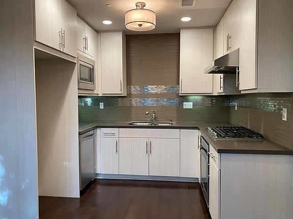 2nd image of 738 W Camino Real Ave #H