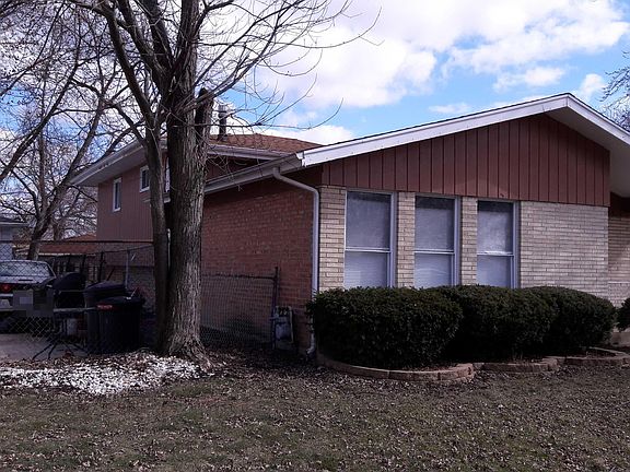 2nd image of 16493 Brockton Ln
