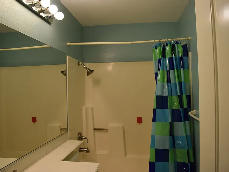 4450 Cedarglen Ct — Photo 22