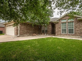 1712 Gray Stone Dr, Bryan, TX 77807
