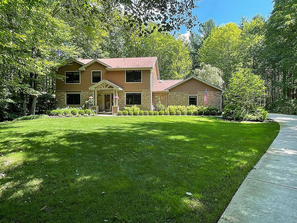 1st image of 2404 N Woodland Estates Dr