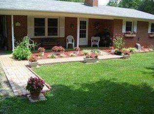 3330 Ararat Rd, Ararat, NC 27007