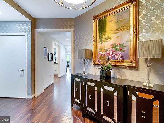2nd image of 190 Presidential Blvd Unit Penthouse 13