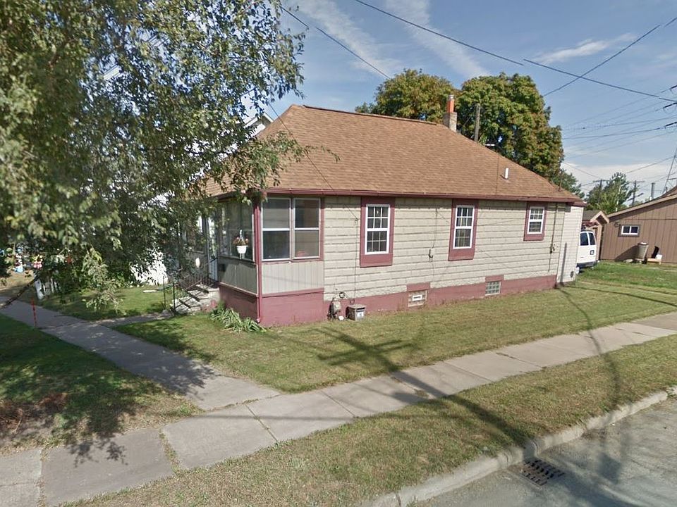2nd image of 4361 Monroe St