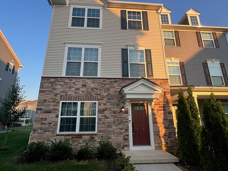 1st image of 716 Kalmar Ln