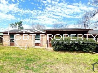 305 Tillman Rd, Lufkin, TX 75901