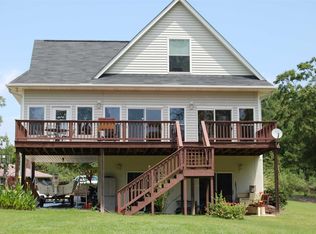 63 Sweetwater Dr, Newberry, SC 29108