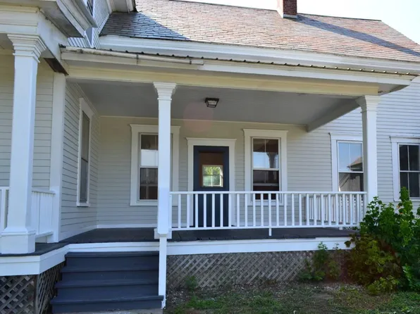 279 Pleasant St #B, Chester, VT 05143
