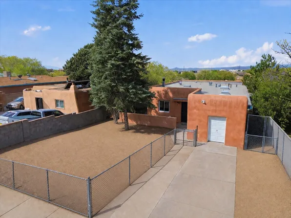 2042 Calle Lorca, Santa Fe, NM 87505