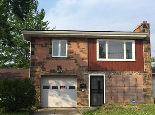 999 Royal Rd #1, Cleveland, OH 44110