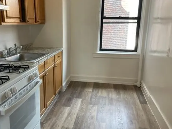(undisclosed Address), Freeport, NY 11520