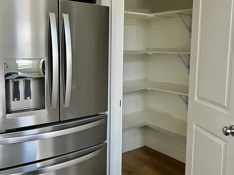 4314 W Watchmen Way — Photo 8