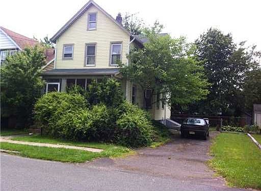2nd image of 592 2nd Ave