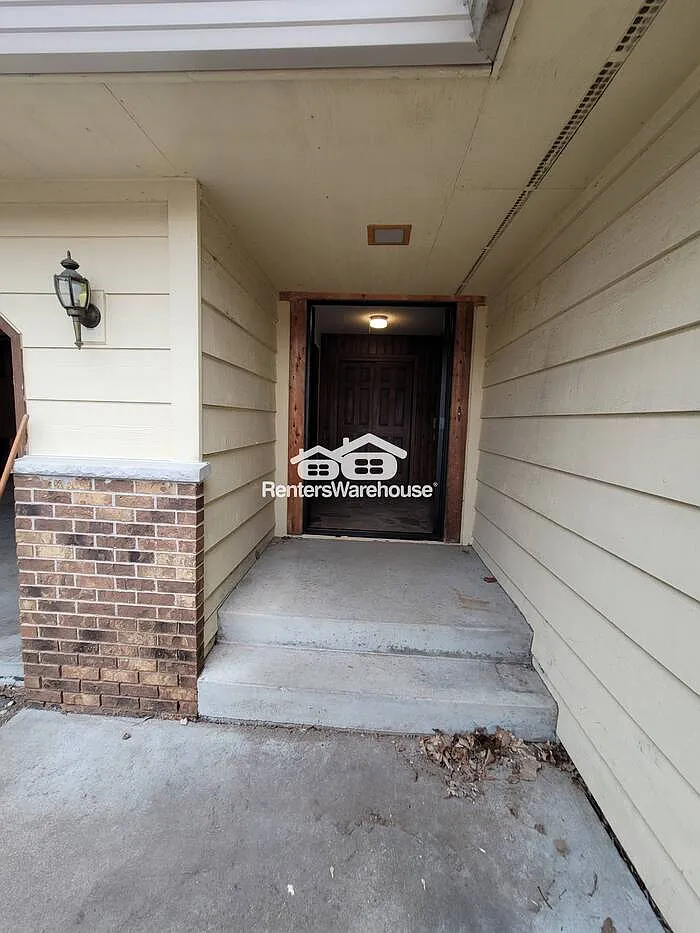 Building Photo - 18705 Partridge Cir