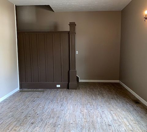 2nd image of 370 Danville Ct