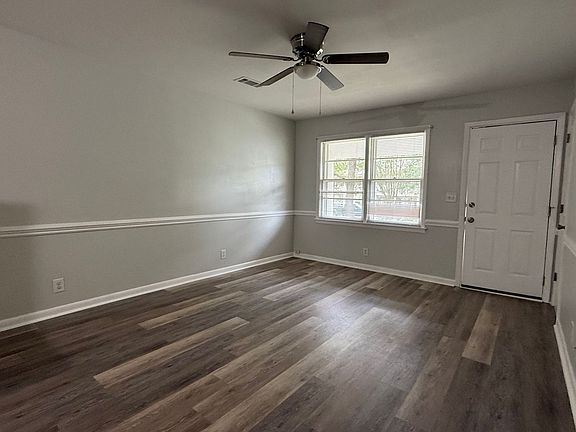 3rd image of 1746 E Avalon Cir Unit B