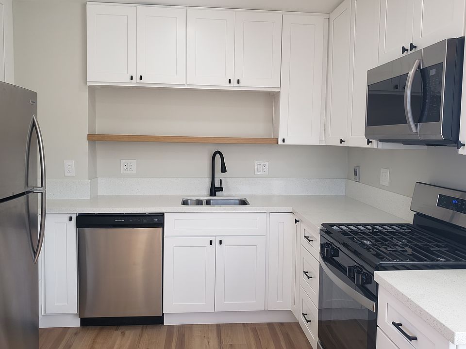 1st image of 4638 32nd St
