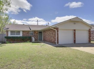 5712 NW 46th St, Warr Acres, OK 73122