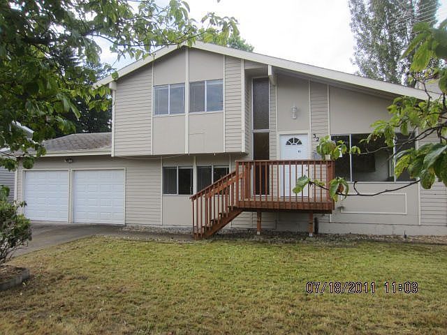 1st image of 3210 21st St SE