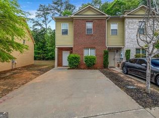 3037 Bonnes Dr, Lithonia, GA 30038