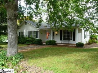160 Glassy Mountain St, Pickens, SC 29671