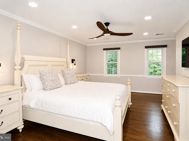 12134 Holly Knoll Cir — Photo 25