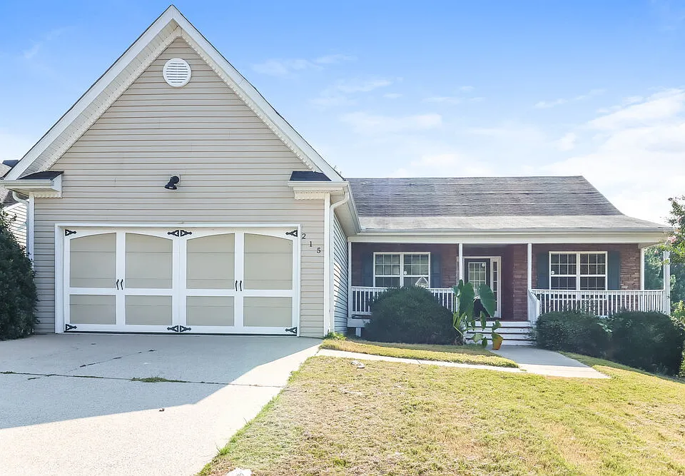 215 Overlook Dr