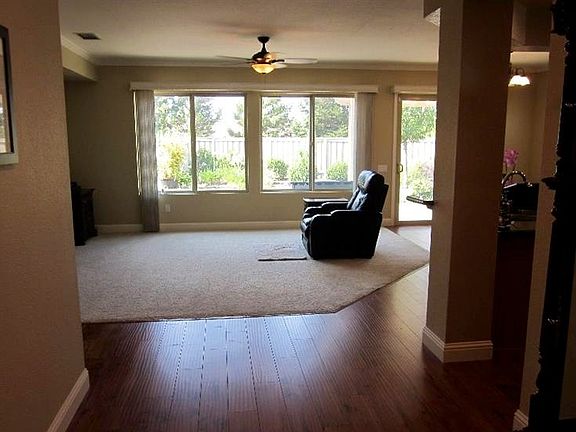 Entry / Great Room