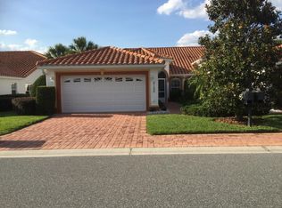 5152 Harbour Dr, Oxford, FL 34484