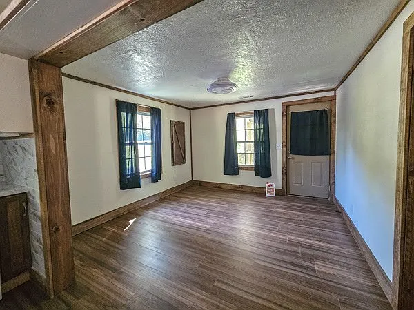 147 Weaver Creek Rd — Photo 25