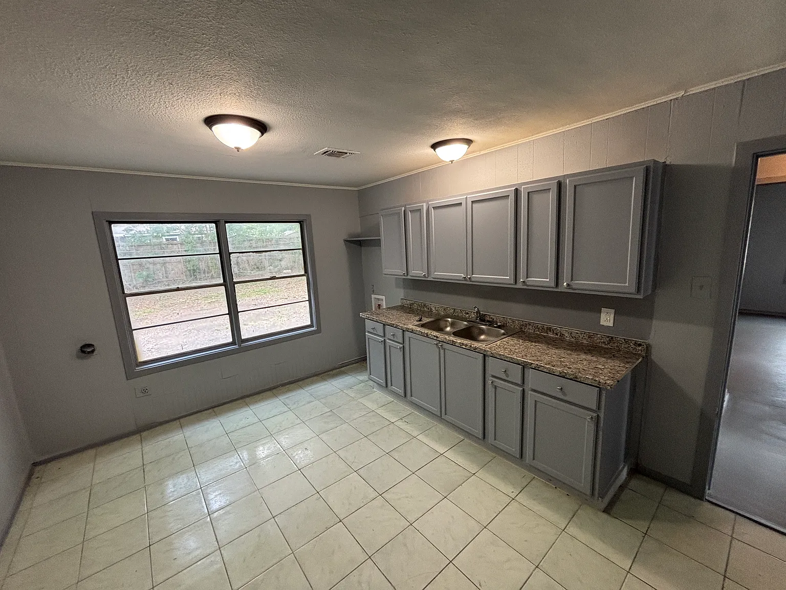 4127 Hartsville Rd — Photo 4