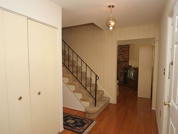 2nd image of 15137 Winesap Dr