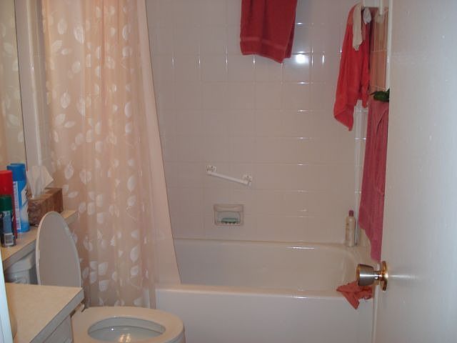 2nd image of 115 Farnham E