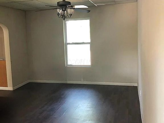5th image of 349 S Wayne Ave