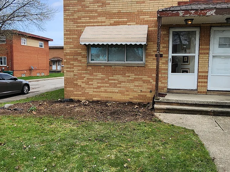 16200 Maplewood Ct — Photo 27