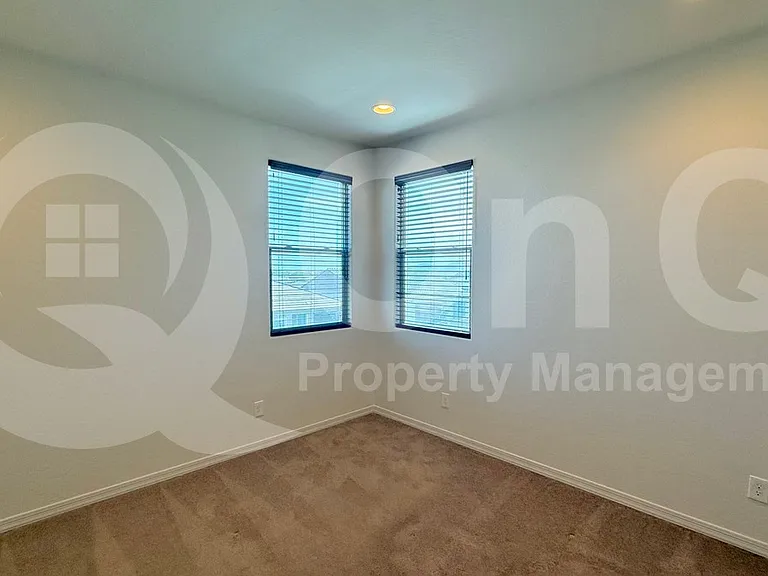 9707 W Patrick Ln — Photo 22