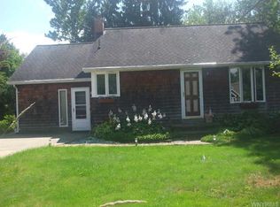 1250 W Blood Rd, East Aurora, NY 14052