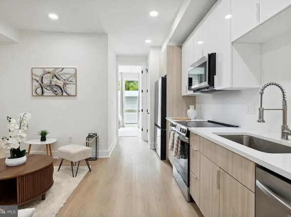 705 Quincy NE #3F, Washington, DC 20017