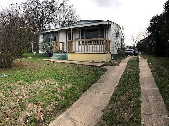 3rd image of 2604 Terrace Dr