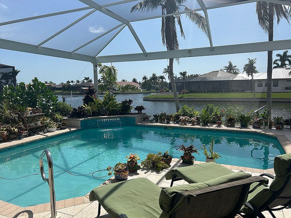 1st image of 4008 SW 27th Ct