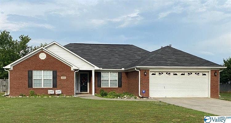 1st image of 103 Anastasia Dr