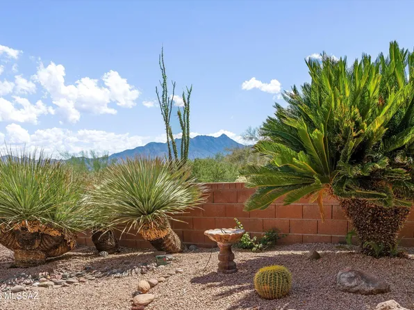 939 W Ashworth Rd, Green Valley, AZ 85614