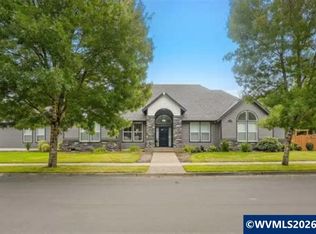 920 Highland St, Stayton, OR 97383