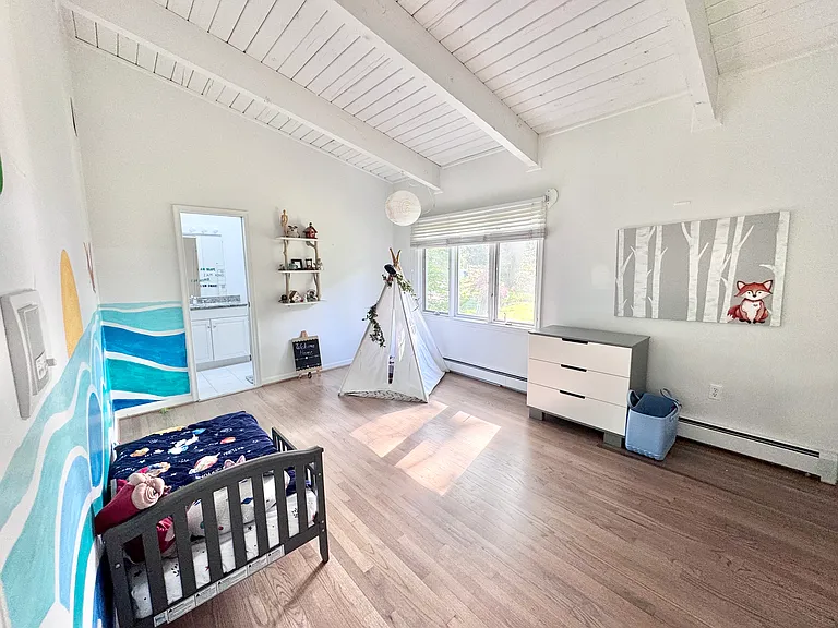 1430 Carrington Ln — Photo 36