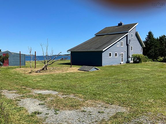 4th image of 125 Mozier Cove Rd