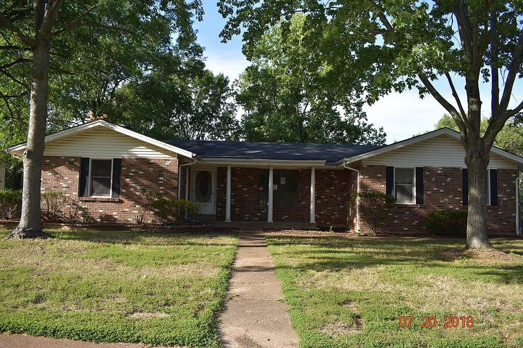 2807 Queen Bee Ln photo 1