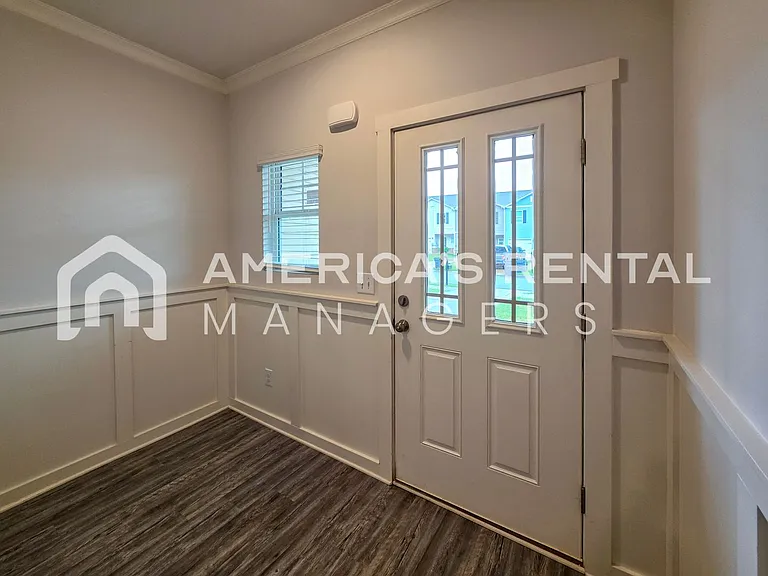 680 The Heights Ln — Photo 6